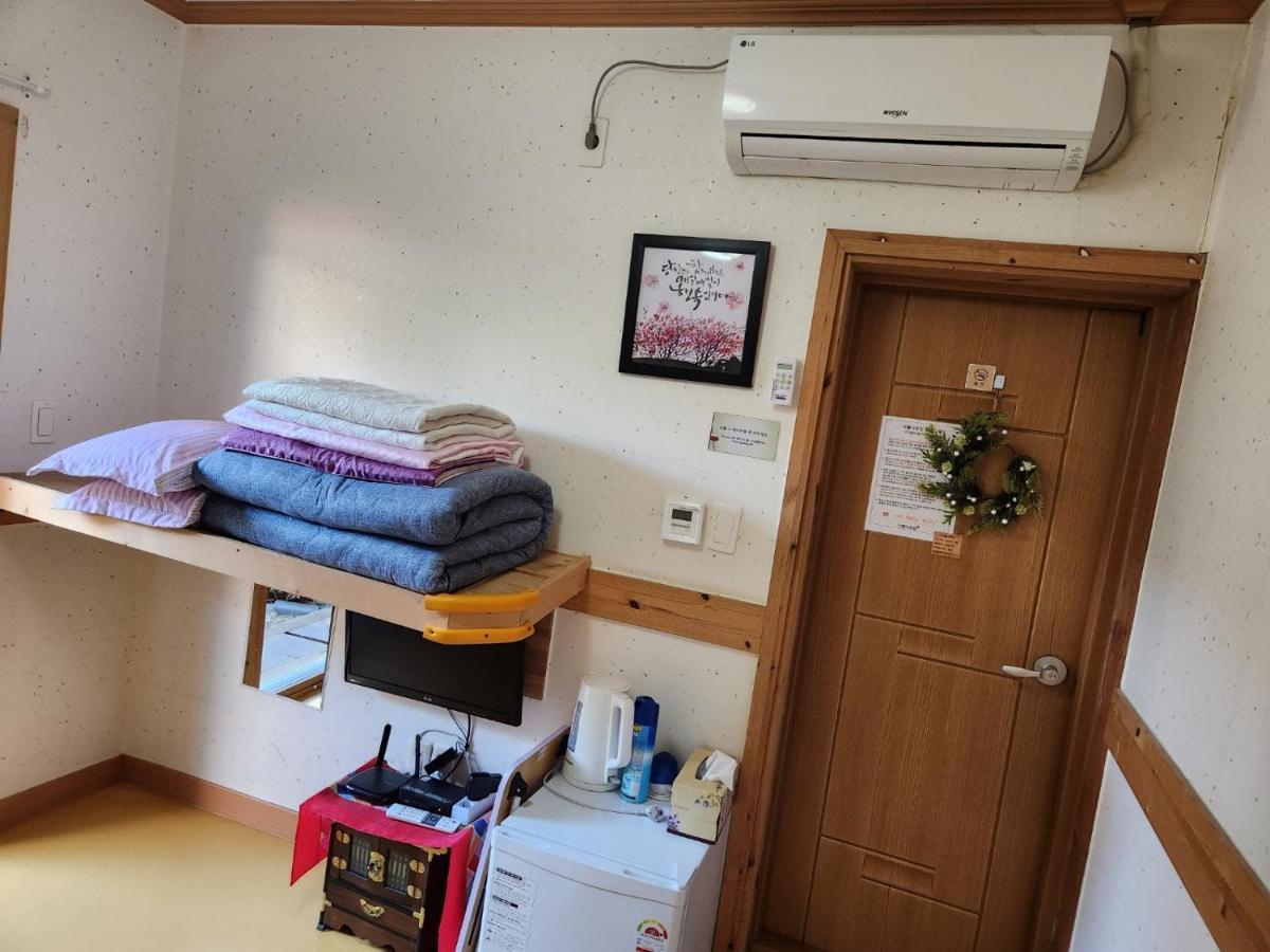 บิวตี้ฟูล เฮาส์ Hotel จอนจู ภายนอก รูปภาพ